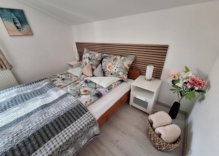 公寓 Heviz Holiday Home *